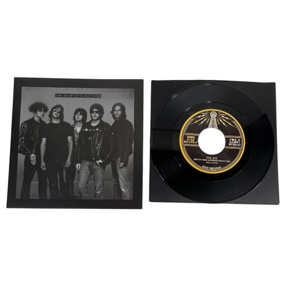 The Go Whatcha Doin 2 VInyl LPs Third Man Vault #41 With 7” Record & Booklet - Picture 6 of 11